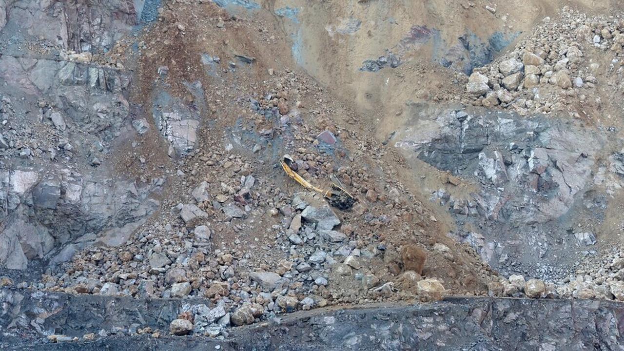Shot of the massive landslide at the open-pit mining site of Nambuangongo, Bengo, Angola. (AA Photo)