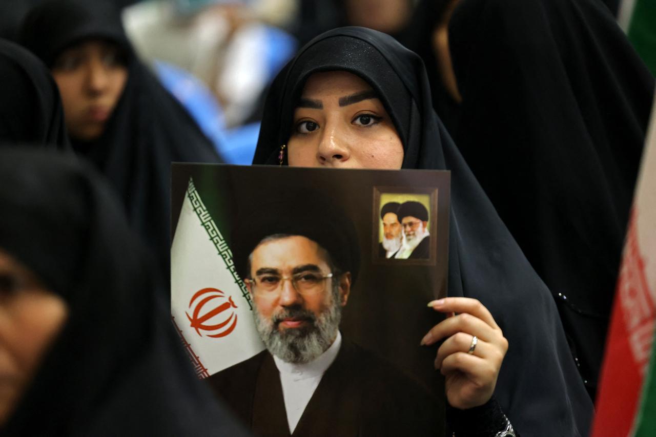Iran's supreme leader is hidden with only couriers as access: Report