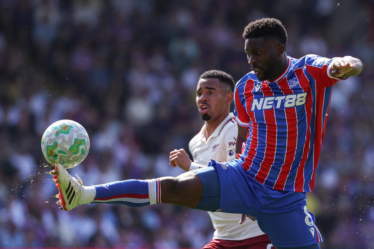 Crystal Palace chases history in first-ever European final