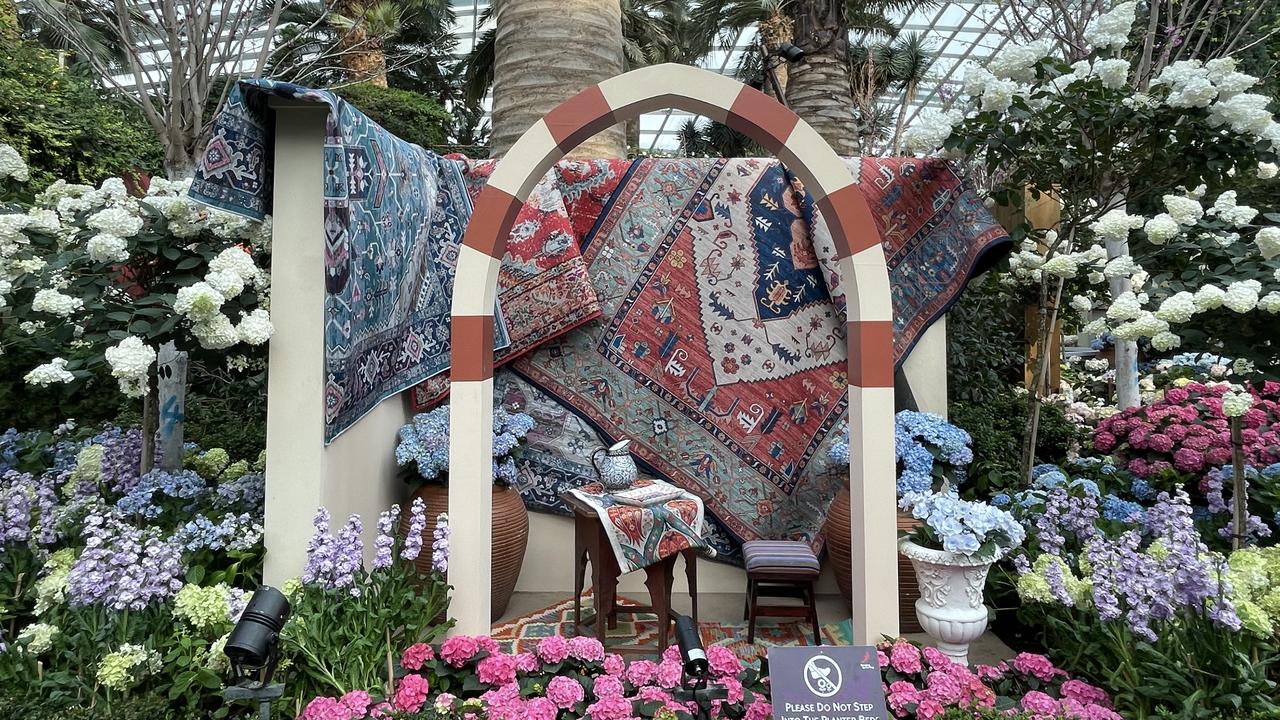 Istanbul blooms in Singapore: 'Blue Beauties' exhibit opens at Gardens by Bay