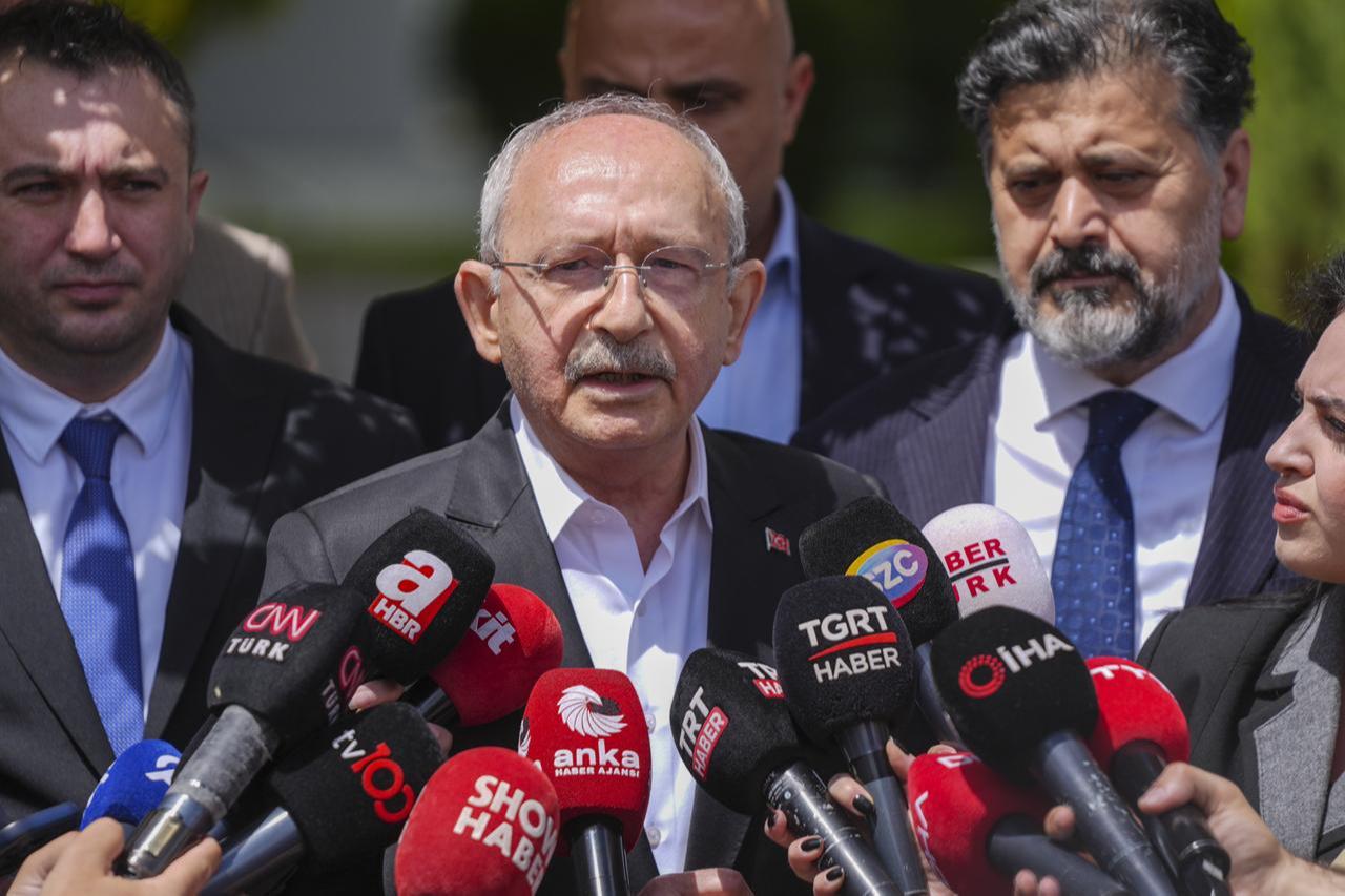 Kemal Kilicdaroglu, who was reinstated as the CHP’s chairman by the court, issues a statement outside his home in Ankara, Türkiye on May 23, 2026. (AA Photo)