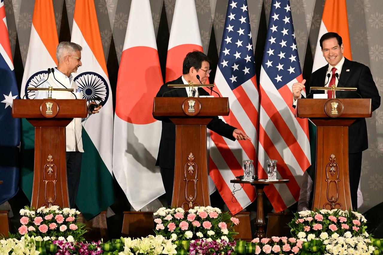 Japan’s Foreign minister Toshimitsu Motegi (C), India's Foreign Minister Subrahmanyam Jaishankar (L) and US Secretary of State Marco Rubio (R) share a light moment during joint press conference following their Quad Foreign Ministers meeting at the Hyderabad House in New Delhi, India, May 26, 2026. (AFP Photo)