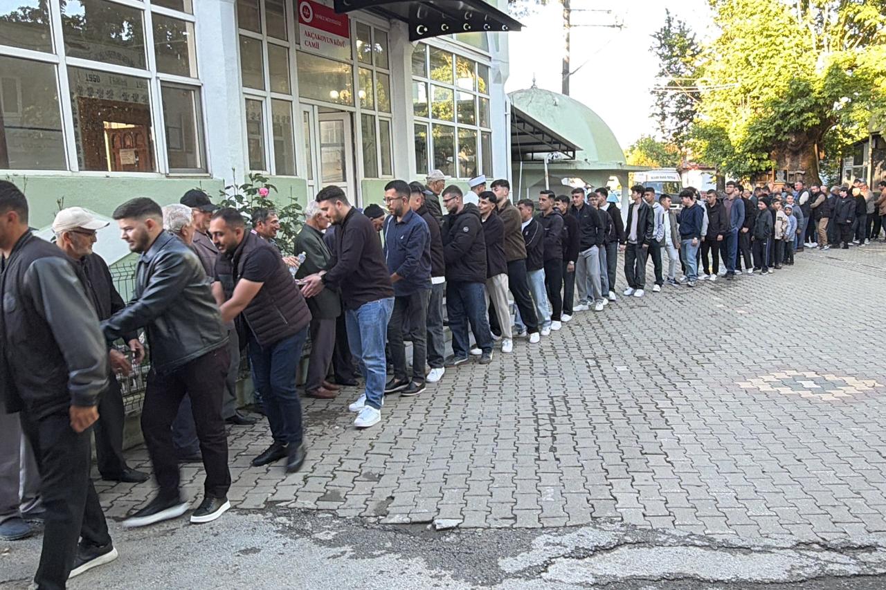 Turkish village links up in human chain of Eid greetings