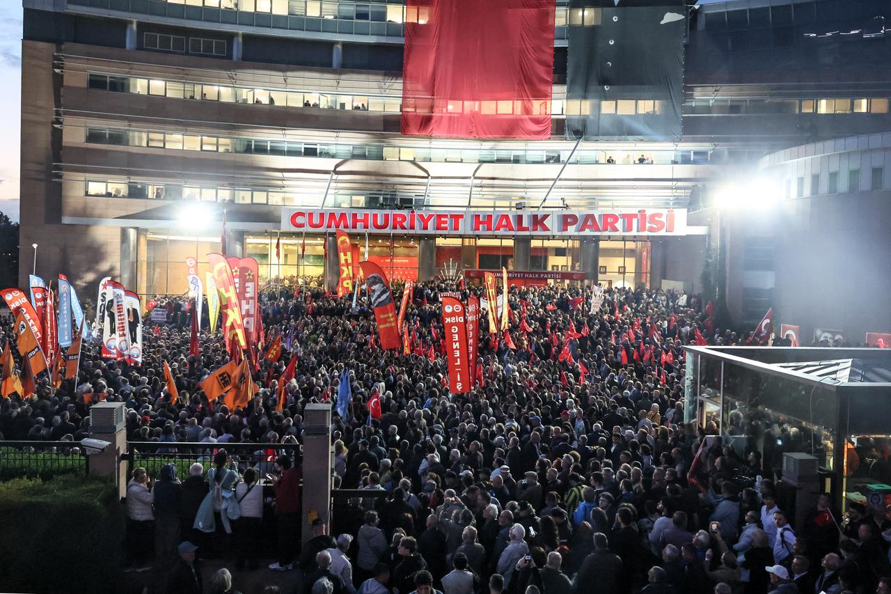 Main opposition CHP to hold congress once conditions met, chair says