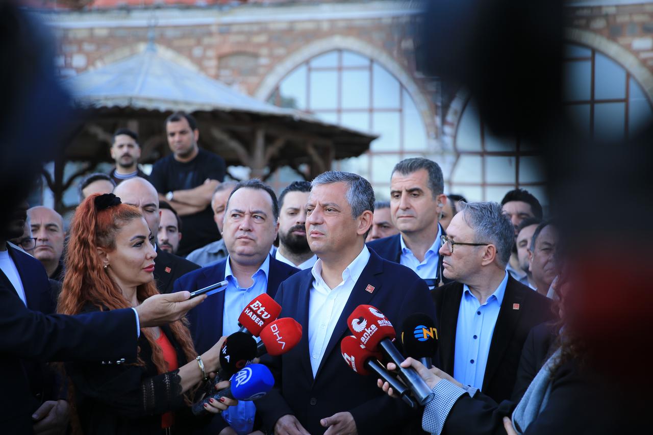 Ozgur Ozel speaking after performing Eid prayers at Hatuniye Mosque in Manisa, Türkiye, on May 27, 2026. (AA Photo)