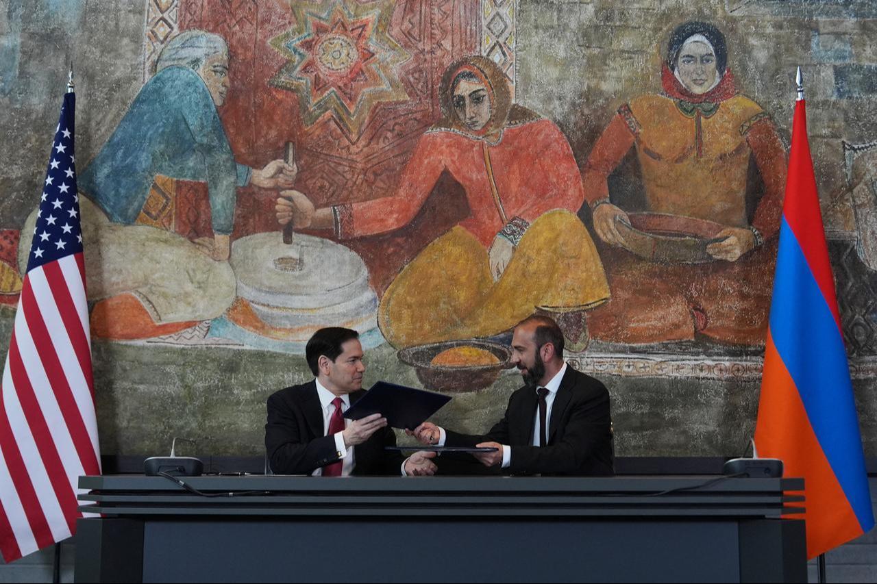 US Secretary of State Marco Rubio and Armenian Foreign Minister Ararat Mirzoyan attend a signing ceremony during their talks at Yerevan's Zvartnots international airport on May 26, 2026. (AFP Photo)