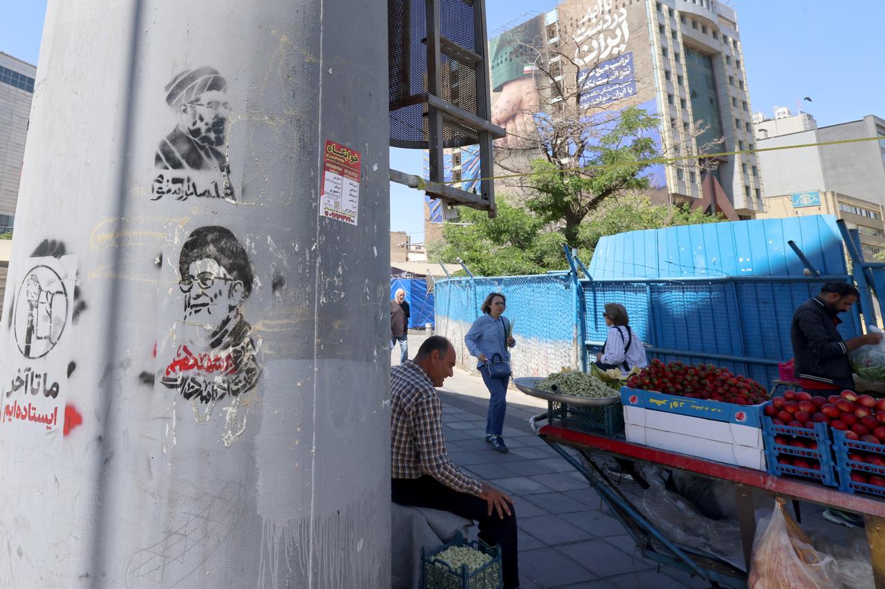 US and Israel seeking to overthrow regime through hybrid warfare, Iran says