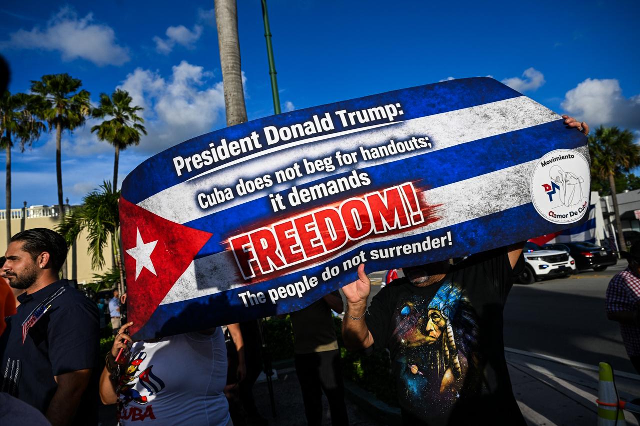 China vows support for Cuba against ‘power politics and bullying’
