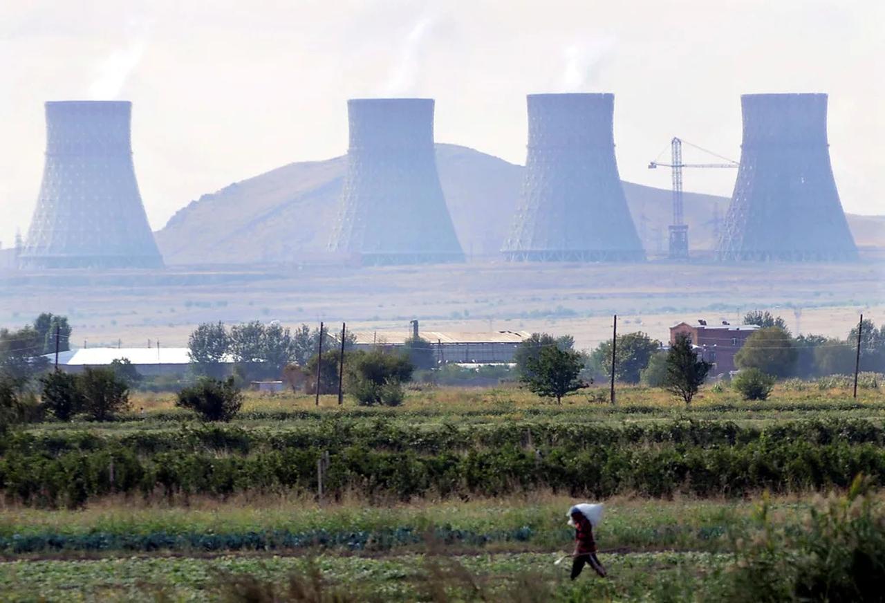 Cooling towers of Armenia’s Metsamor Nuclear Power Plant are seen near the town of Metsamor, Armenia. (AFP Photo)