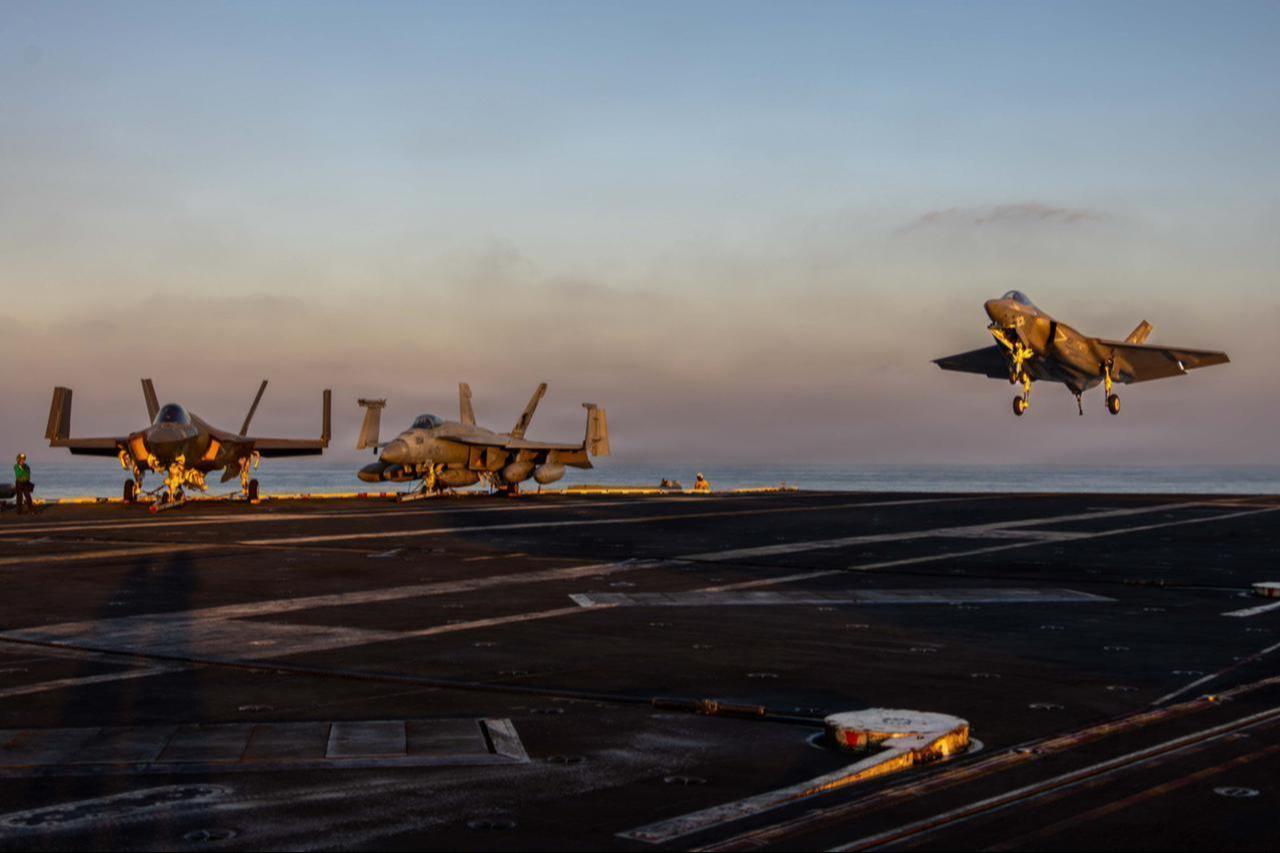 U.S. Navy warplane takes off from the aircraft carrier USS Abraham Lincoln during Operation Epic Fury targeting Iran in the Gulf of Oman, March 1, 2026. (U.S. Navy / Handout / AA Photo)