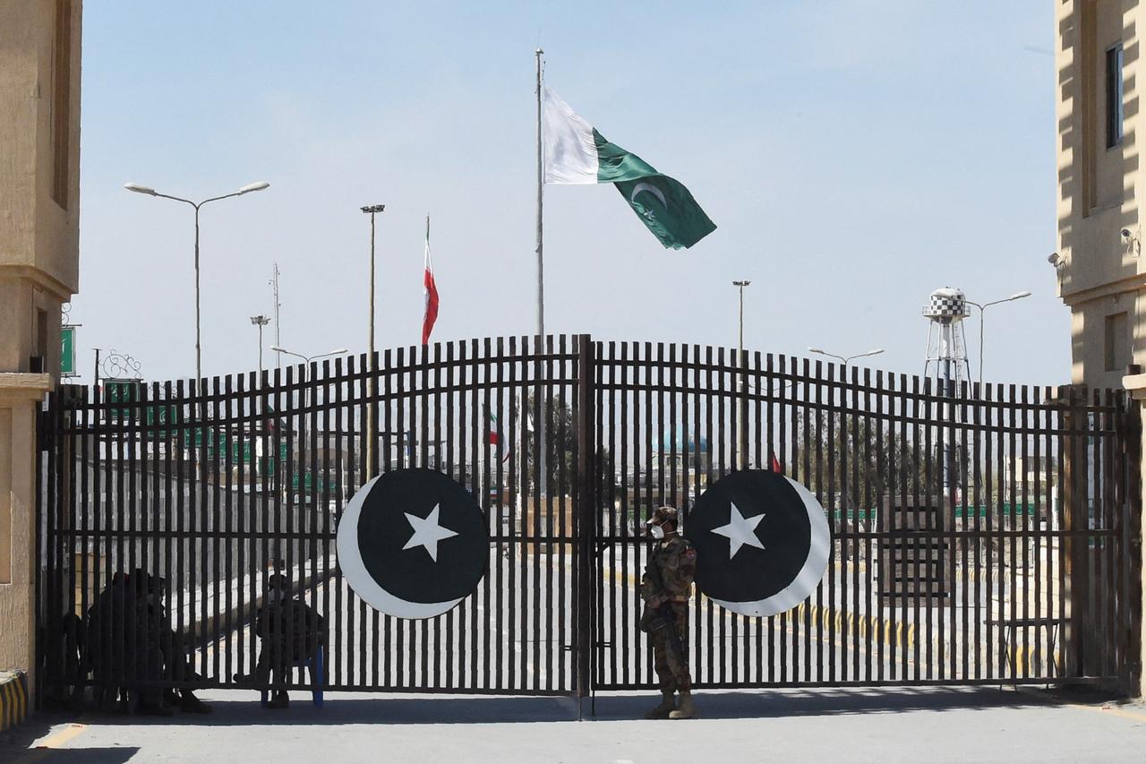 Iran taps neighboring countries