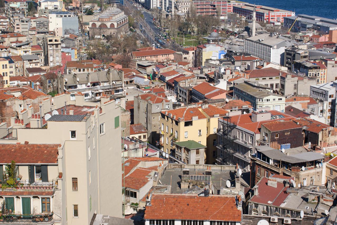 A general view of dense urban landscape in Istanbul, Türkiye. (Adobe Stock Photo)