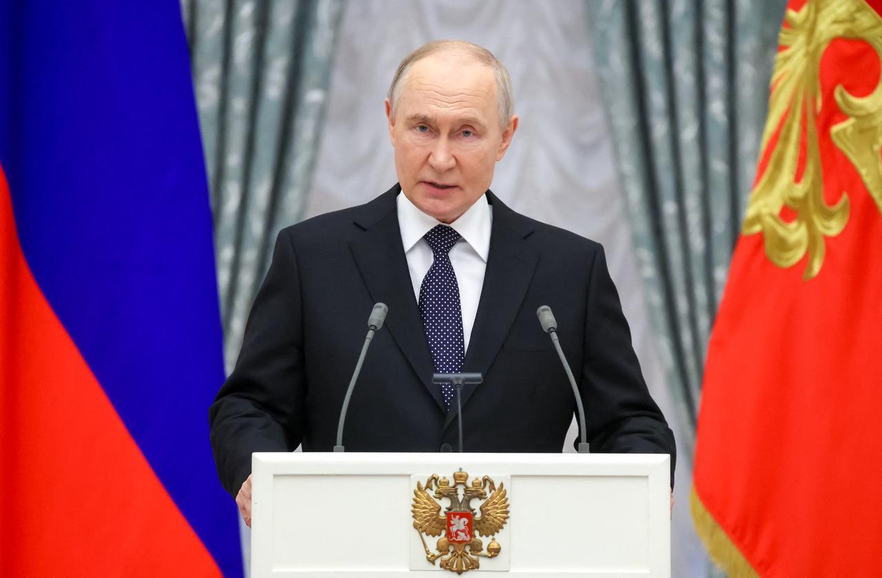 Russia's President Vladimir Putin gives a speech during a state awards ceremony at the Kremlin in Moscow on May 21, 2026. (AFP Photo)