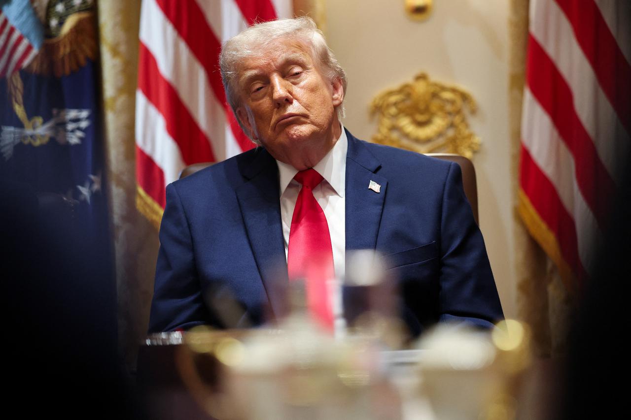 Trump heads to Situation Room for final Iran deal decision