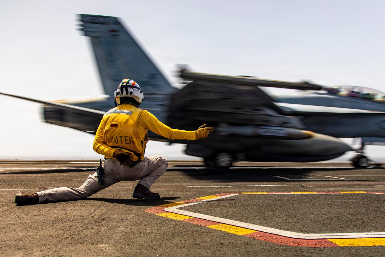 Iranian official threatens to turn Strait of Hormuz into 'graveyard' for US carriers