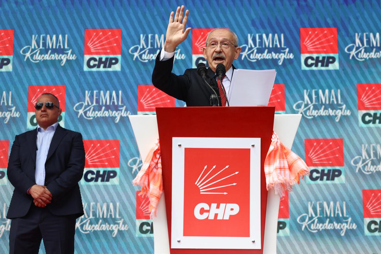 Kilicdaroglu vows new CHP congress ‘as soon as possible’ amid rival events
