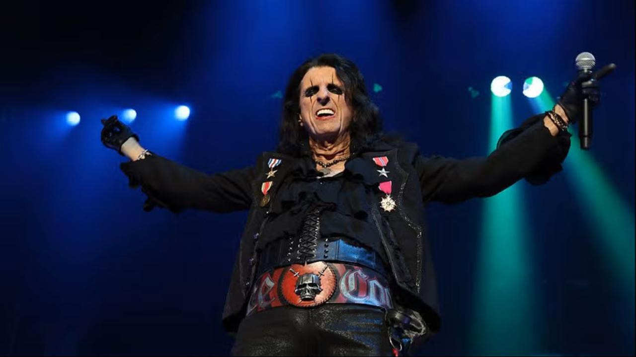 Alice Cooper performs at The Kia Forum on October 19, 2025, in Inglewood, California. (AFP Photo)