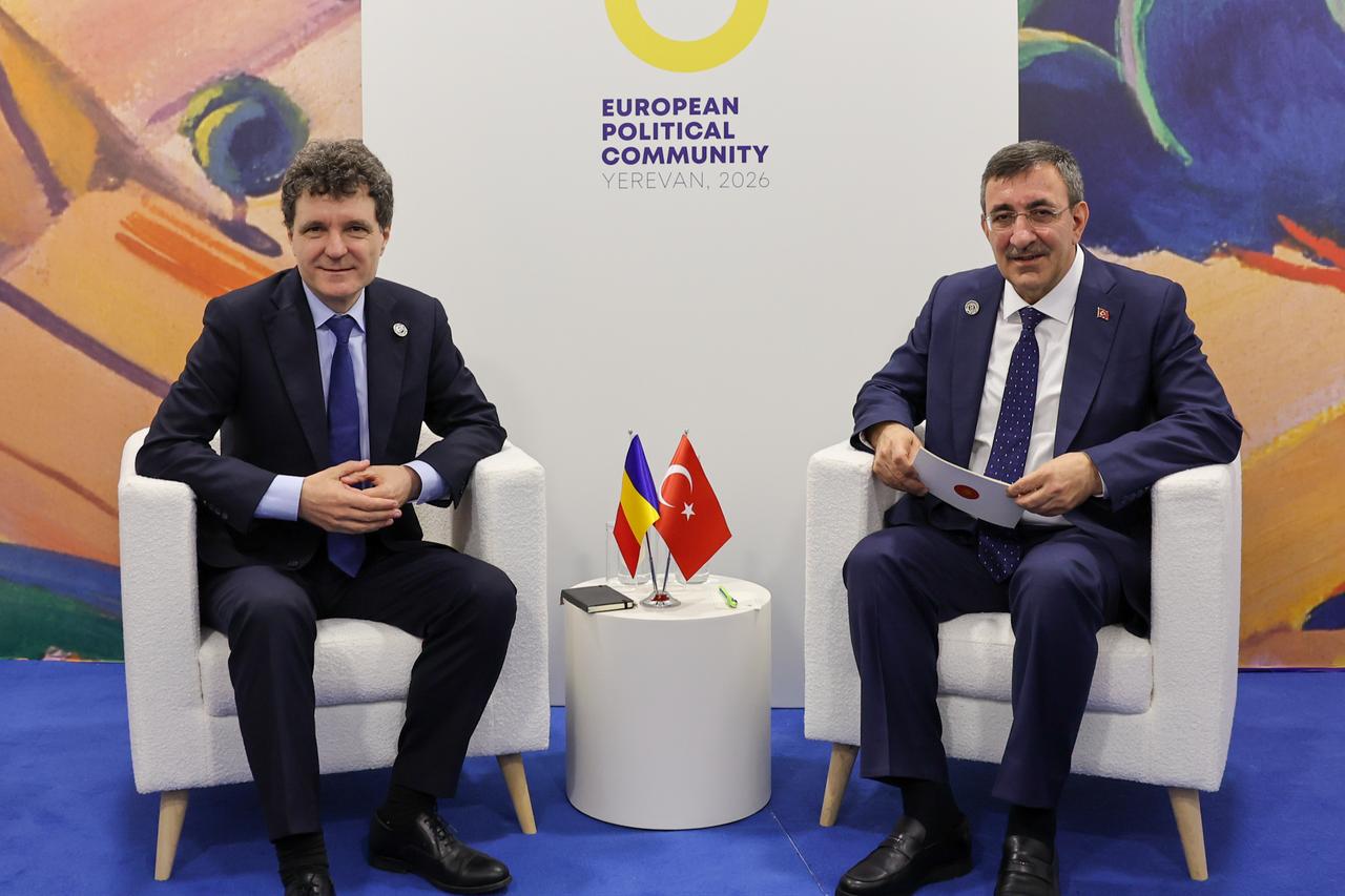 Turkish Vice President Cevdet Yilmaz meets with Romanian President Nicusor Dan (L) on the sidelines of the eighth European Political Community summit in Yerevan, May 4, 2026. (AA Photo)