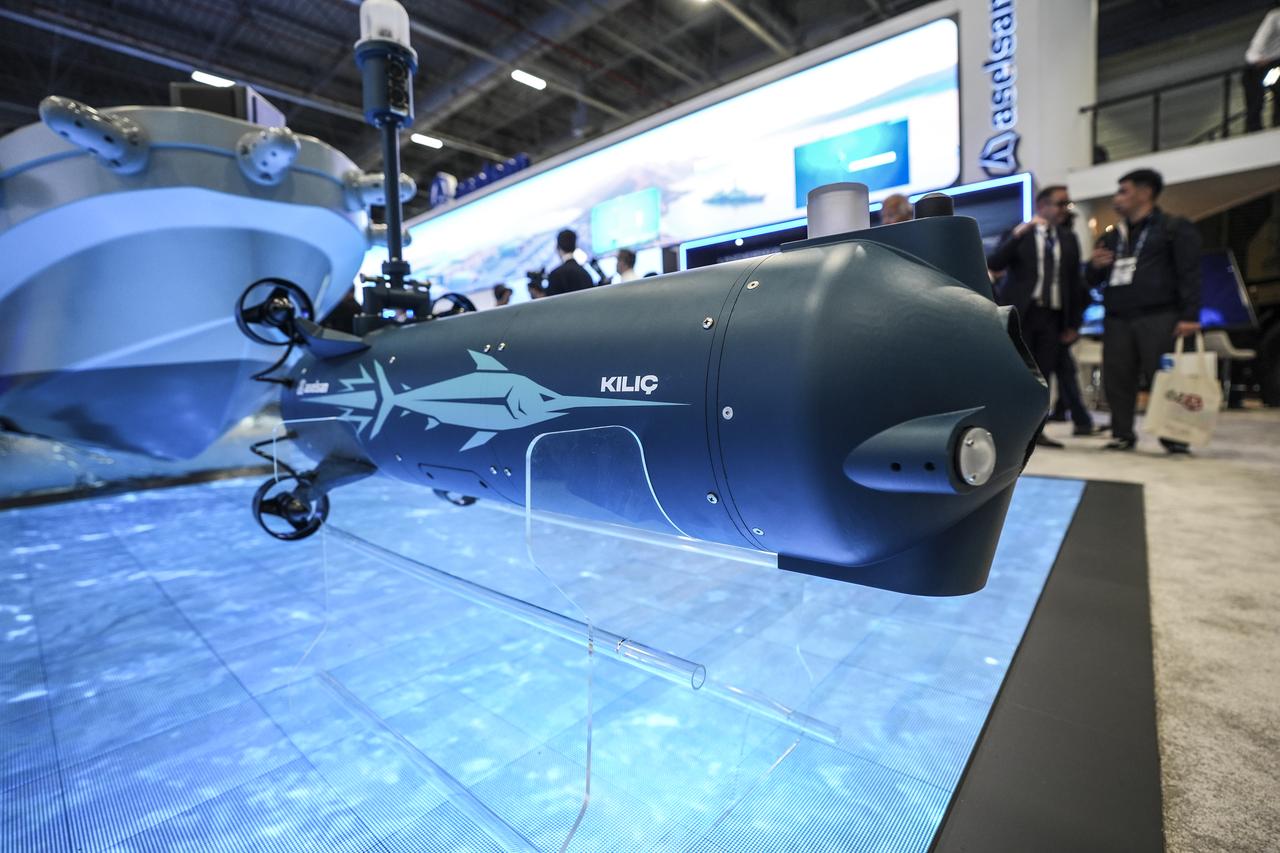 Aselsan introduces Kilic and Tufan at the SAHA 2026 International Defense, Aerospace and Space Industry Fair at the Istanbul Expo Center in Istanbul, Türkiye, May 5, 2026. (AA Photo)