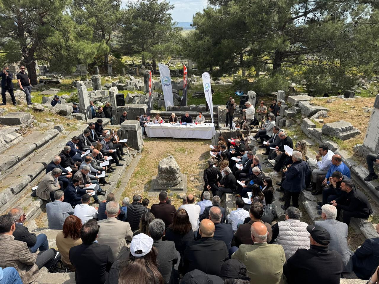 A municipal council meeting is held inside the ancient assembly building of Priene in Aydin, Türkiye, May 4, 2026. (AA Photo)