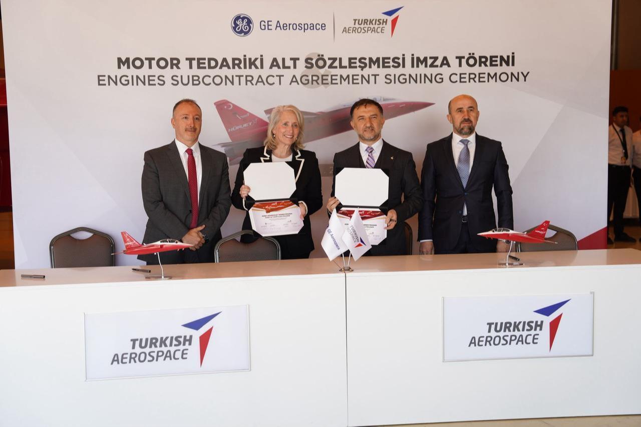 Turkish Aerospace Industries (TAI) and GE Aerospace officials during the engines subcontract agreement signing ceremony in Ankara, Türkiye, May 5, 2026. (AA Photo)