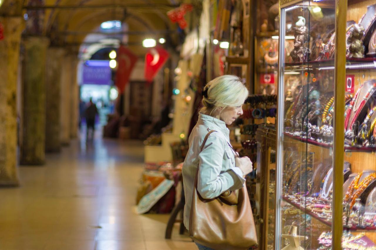 Women now make up 27% of Istanbul tradespeople as digital sales reshape work