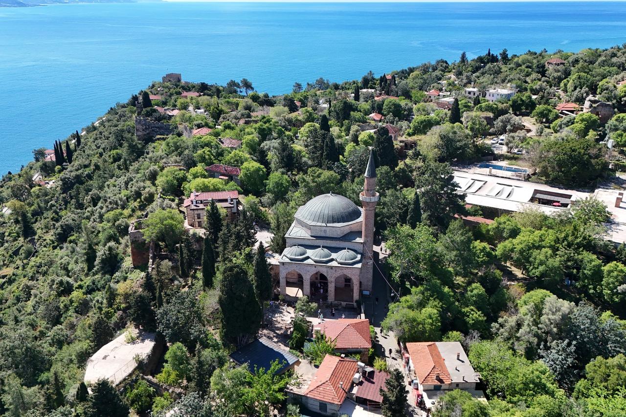 Visitors flock to 800-year-old mosque in heart of Alanya Castle