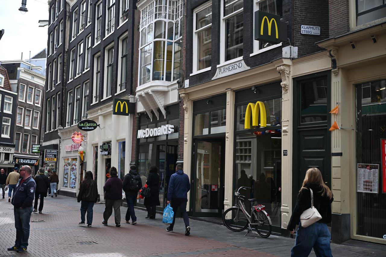 A general view shows public spaces as Amsterdam bans advertisements for high-emission products, including meat and fossil fuel-related goods, from billboards, tram shelters and metro stations as part of the city’s broader climate strategy in Amsterdam, Netherlands, May 6, 2026. (AA Photo)