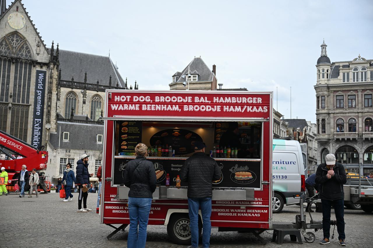A general view shows public spaces as Amsterdam bans advertisements for high-emission products, including meat and fossil fuel-related goods, from billboards, tram shelters and metro stations as part of the city’s broader climate strategy in Amsterdam, Netherlands, May 6, 2026. (AA Photo)