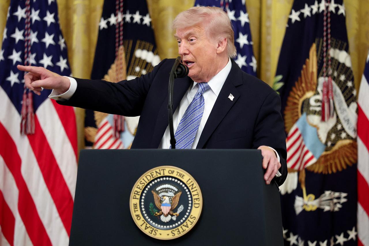 Trump gives EU until July 4 to ratify trade deal or face higher tariffs