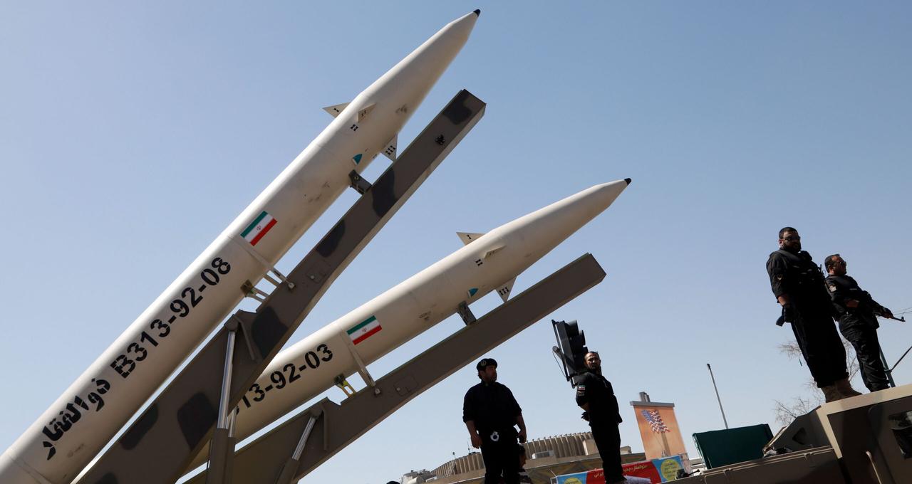 Zolfaghar missiles (R) are displayed during a rally marking al-Quds (Jerusalem) Day in Tehran on June 23, 2017. (AFP Photo)
