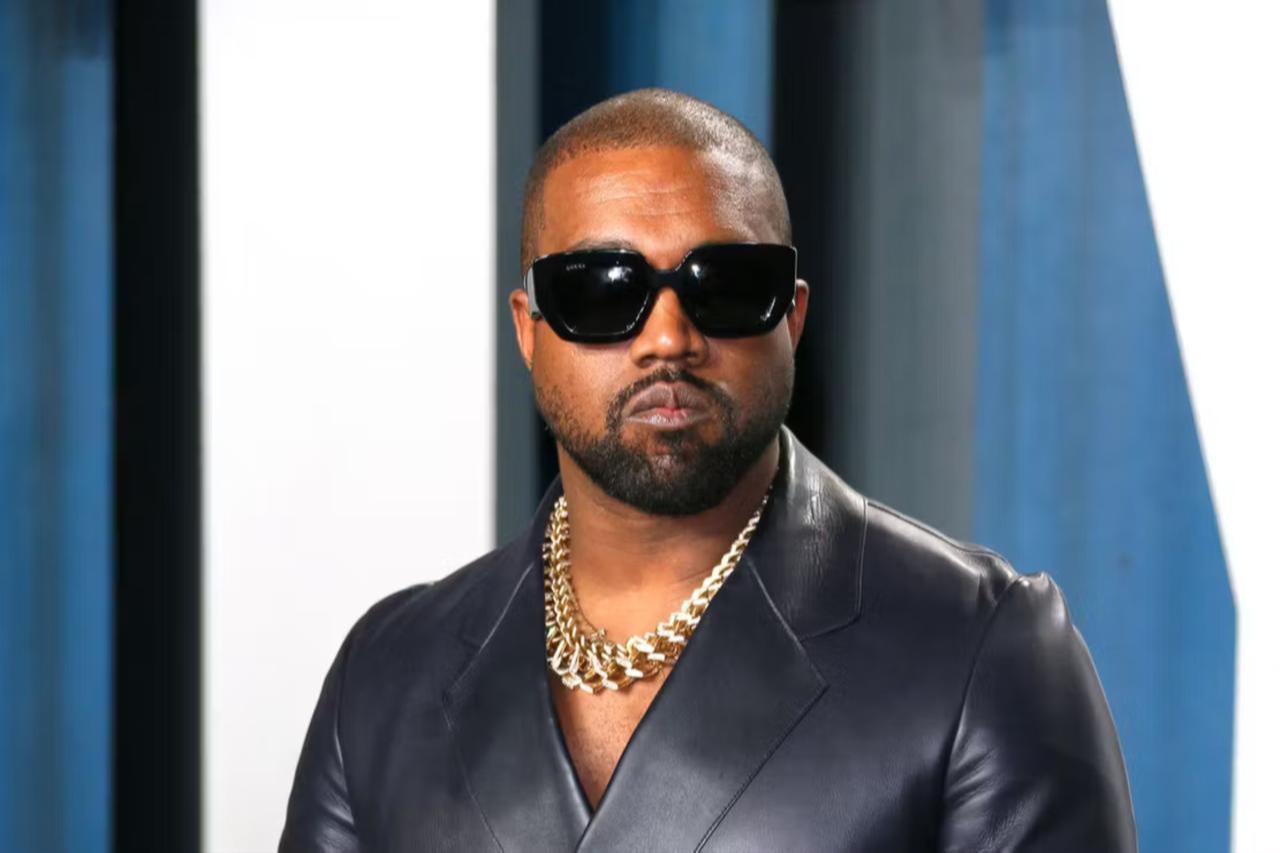 Kanye West poses for the cameras during an event in Beverly Hills, California, United States, February 9, 2020. (AFP Photo)