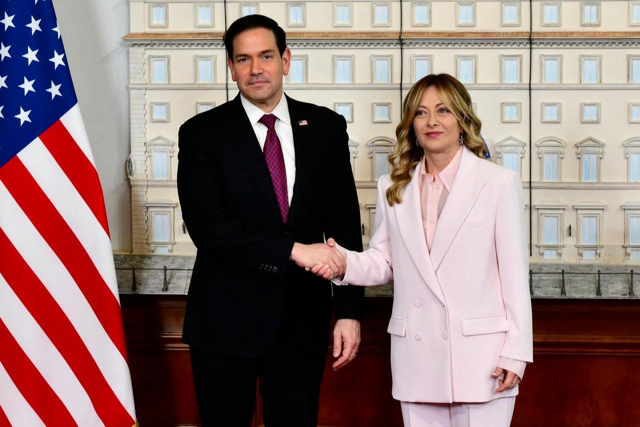 Italy's Prime Minister, Giorgia Meloni welcomes U.S. Secretary of State Marco Rubio at Palazzo Chigi in Rome on May 8, 2026. (AFP Photo)
