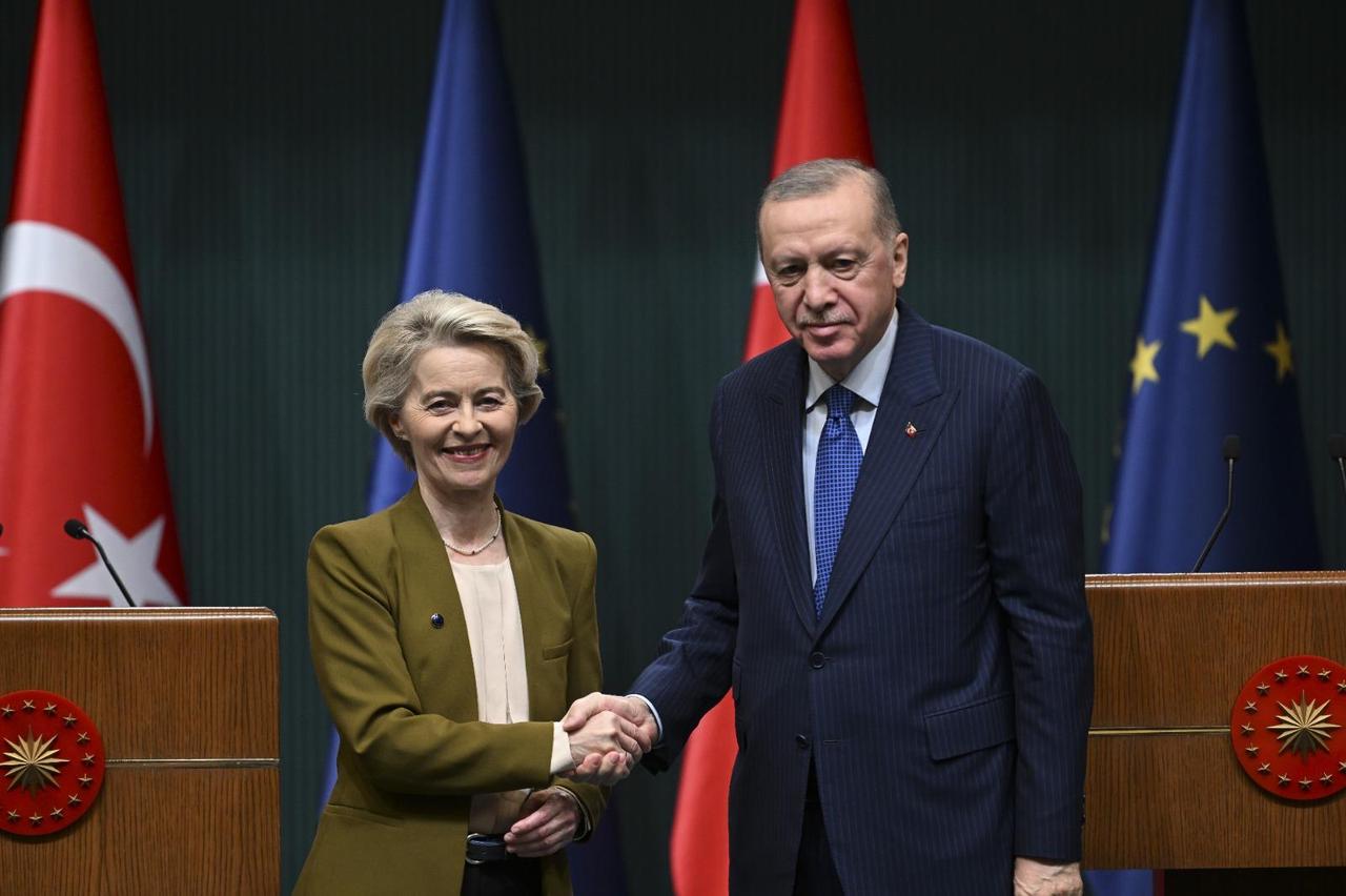 President Recep Tayyip Erdogan meets with European Commission President Ursula von der Leyen at the Presidential Complex in Ankara, Türkiye, Dec. 17, 2024. (Photo via Turkish Presidency)