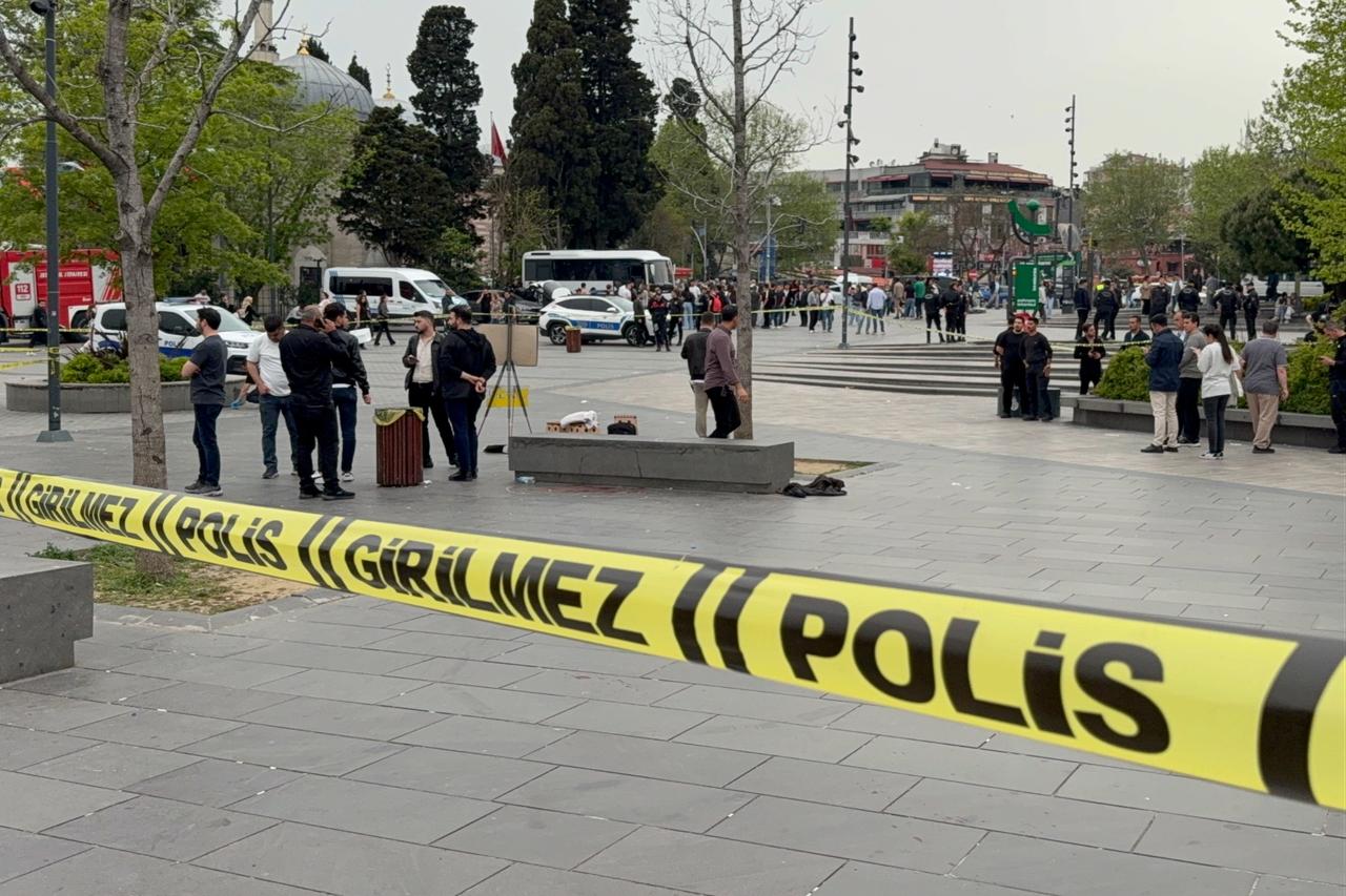 Knife attack in Istanbul Besiktas leaves four injured after police fire shots Image