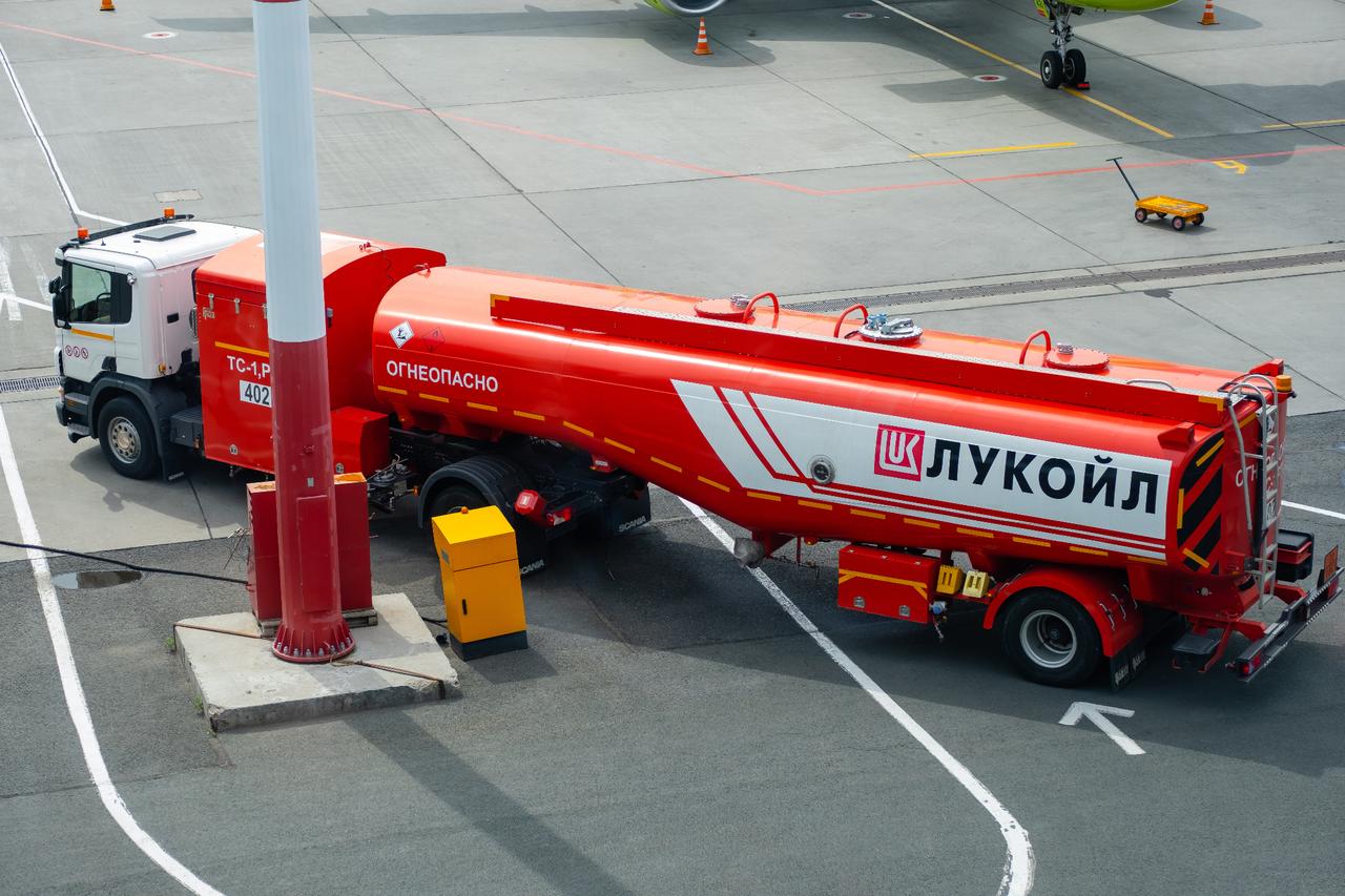 Russia bans jet fuel exports as Ukraine attacks strain domestic supply