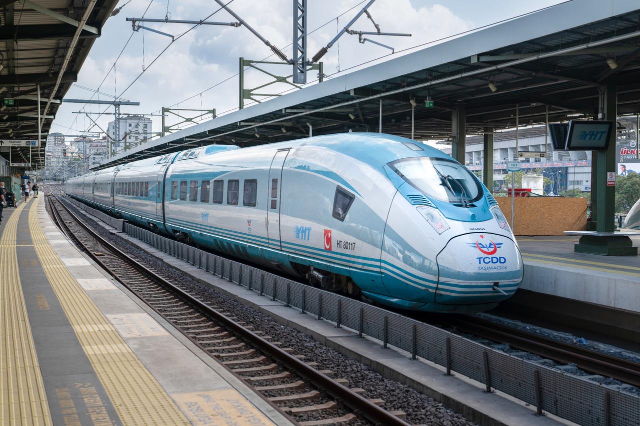 Ankara-Istanbul high-speed train journey to be cut by 30 minutes