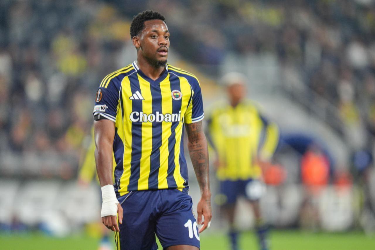 Jhon Duran open to Galatasaray transfer as talks continue: Report