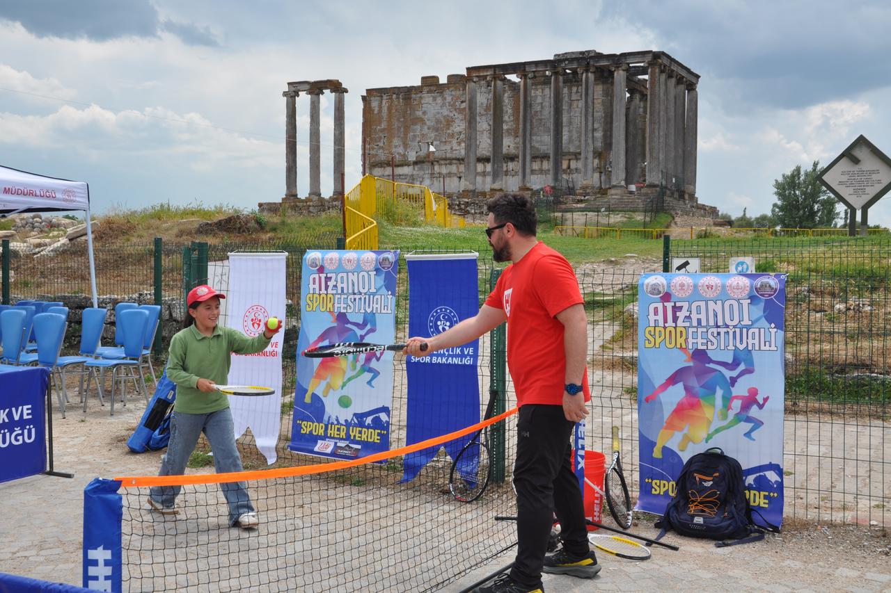 Sports festival brings young students together at ancient Aizanoi