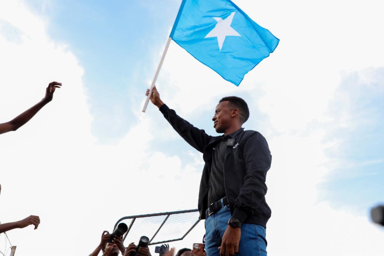 Somali World Cup referee greeted by fans after being denied US entry