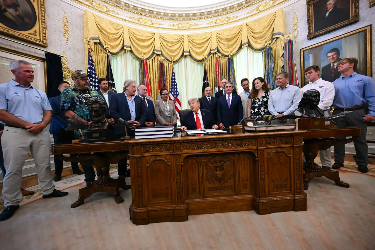 US-Iran memo expected next week as Trump says Hormuz will reopen upon deal signing
