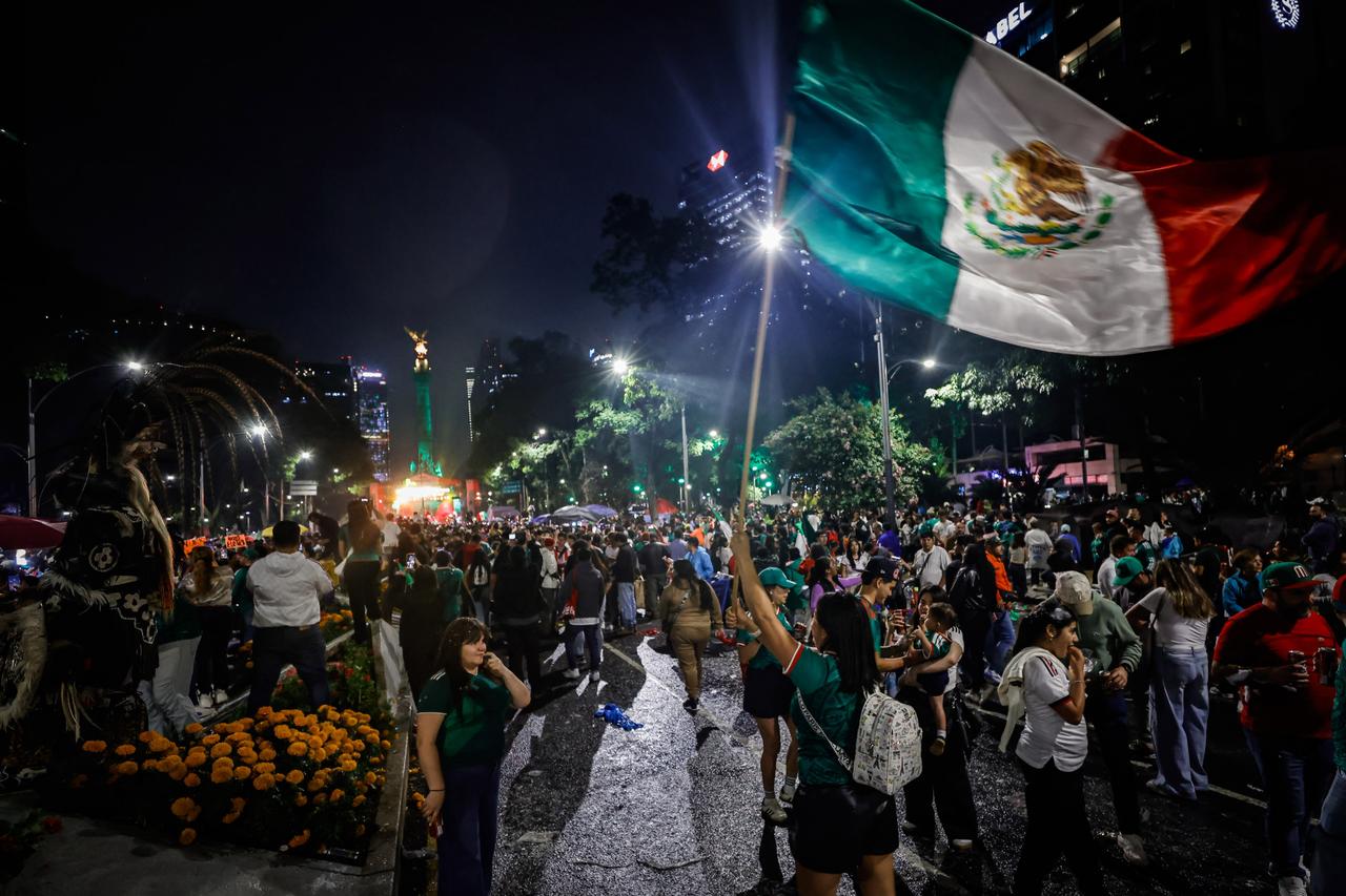 Protests cloud Mexico victory in World Cup opener