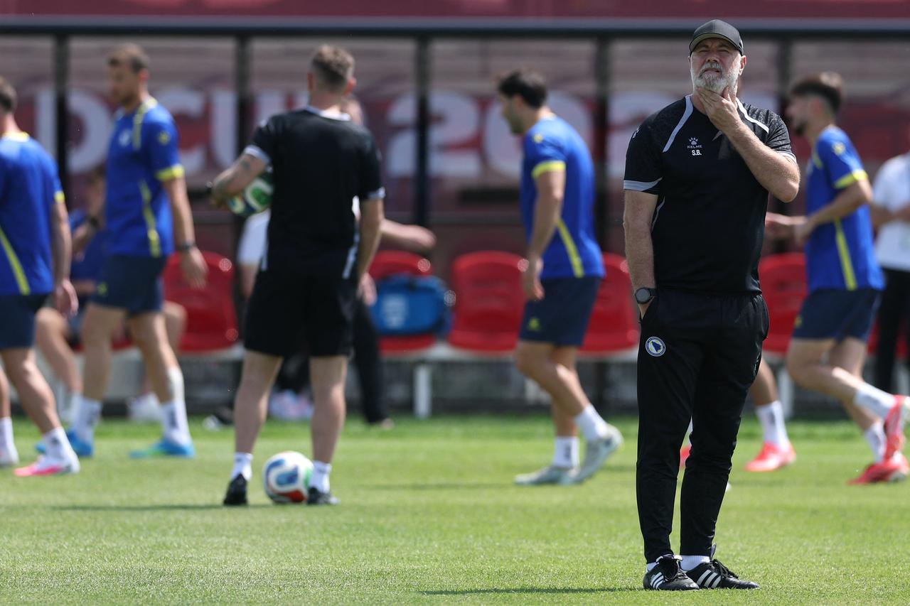Sergej Barbarez, Head Coach of Bosnia and Herzegovina during the training and press conference of Bosnia and Herzegovina one day ahead of the FIFA World Cup 2026 Group B match between Canada and Bosnia and Herzegovina at Toronto Stadium in Toronto, Ontario on June 11, 2026. (AFP Photo)