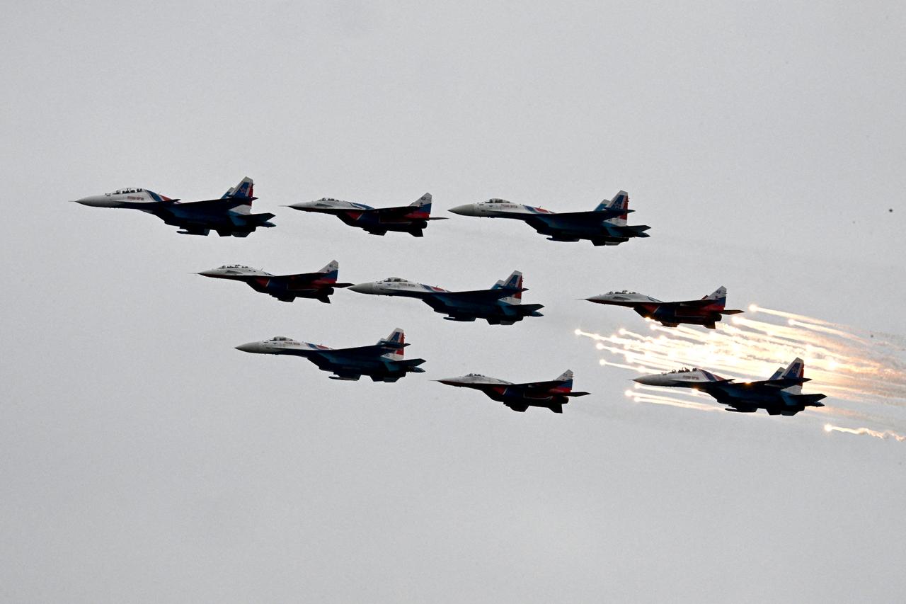 NATO's top commander says Russia not seeking conflict, Sweden warns otherwise 
