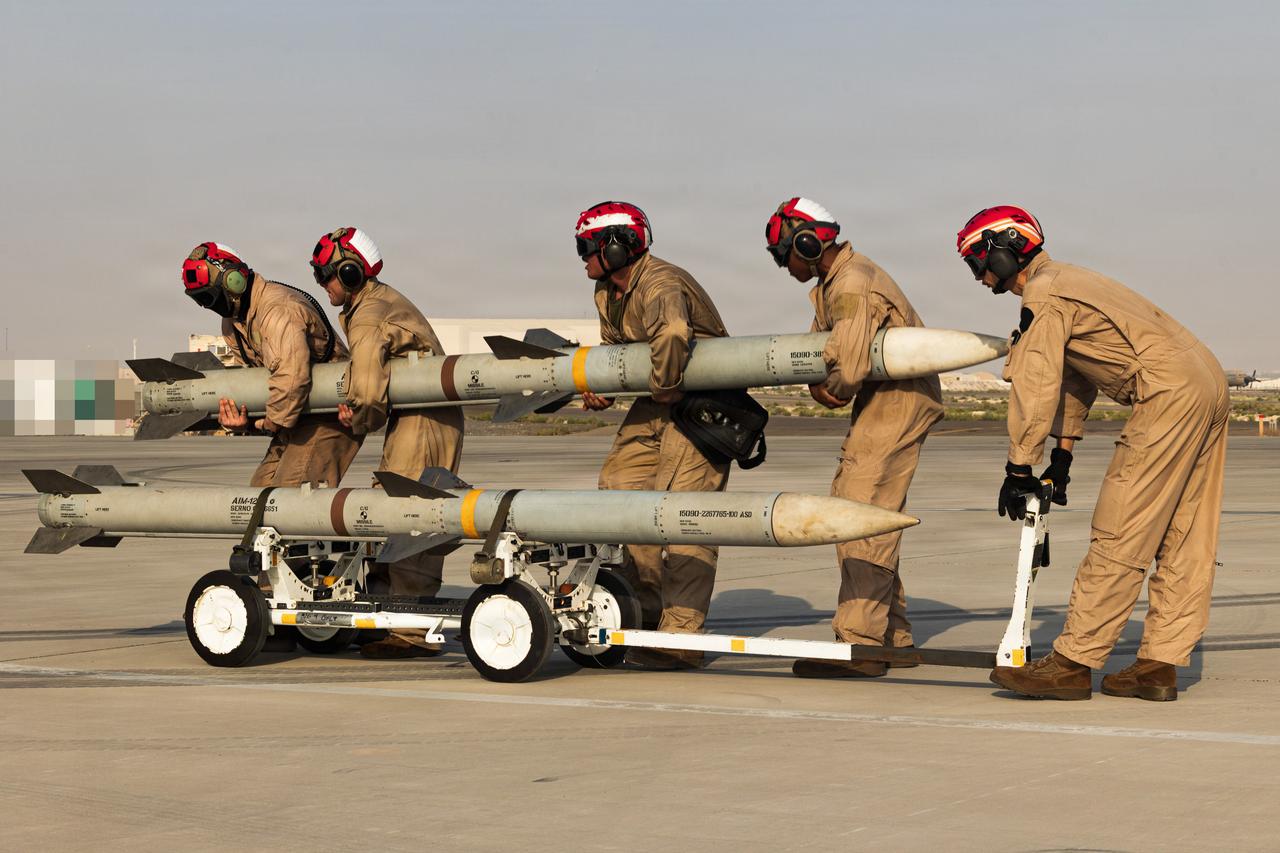 Trump to summon defense CEOs over dwindling missile stockpiles 