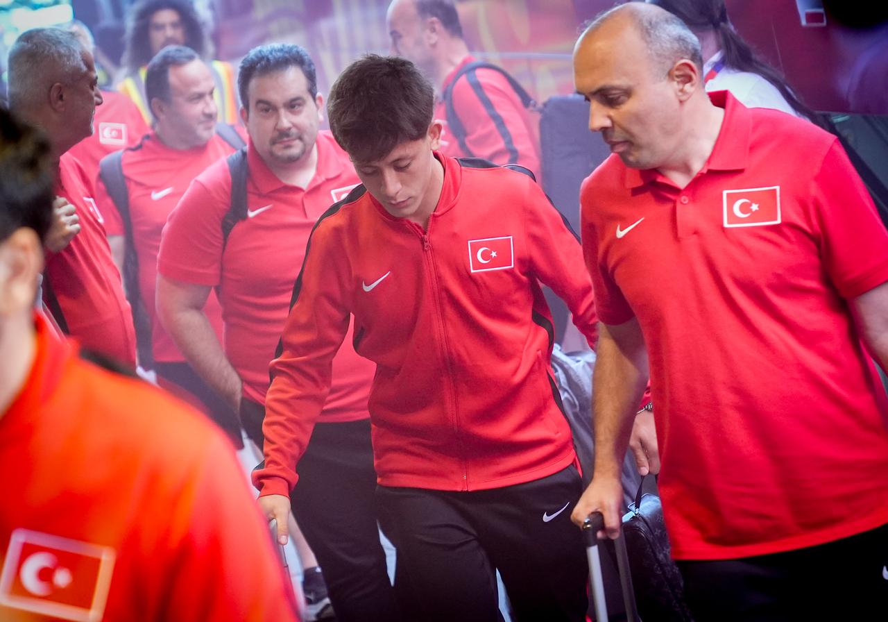 Arda Guler and Türkiye's national football team members arrive at their team hotel in Vancouver, Canada, June 11, 2026. (AA Photo)