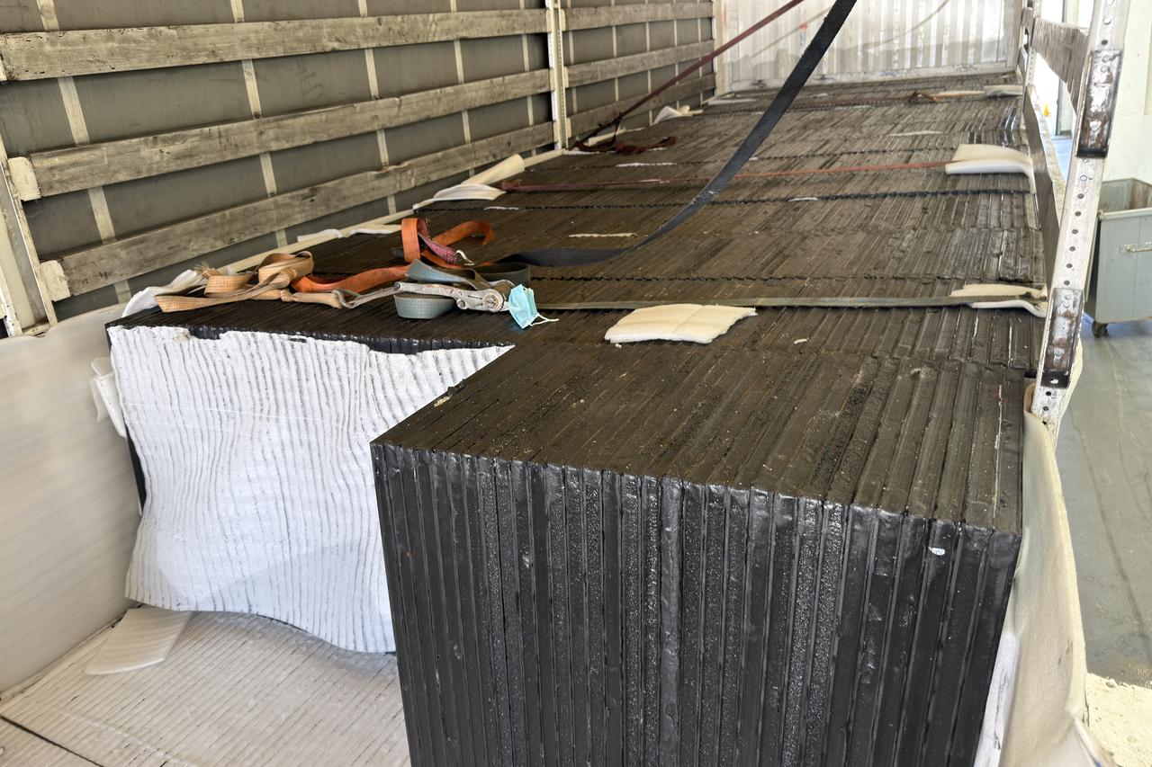 Türkiye seizes 1.5 tons of heroin and meth worth €56M at Greek border