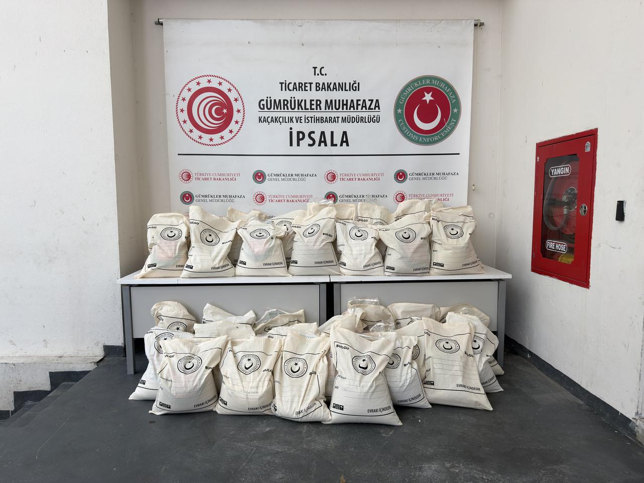 The photo shows drugs captured in a truck during a search at the Ipsala Border Crossing in Ipsala, Edirne, Türkiye, on June 11, 2026. (AA Photo)