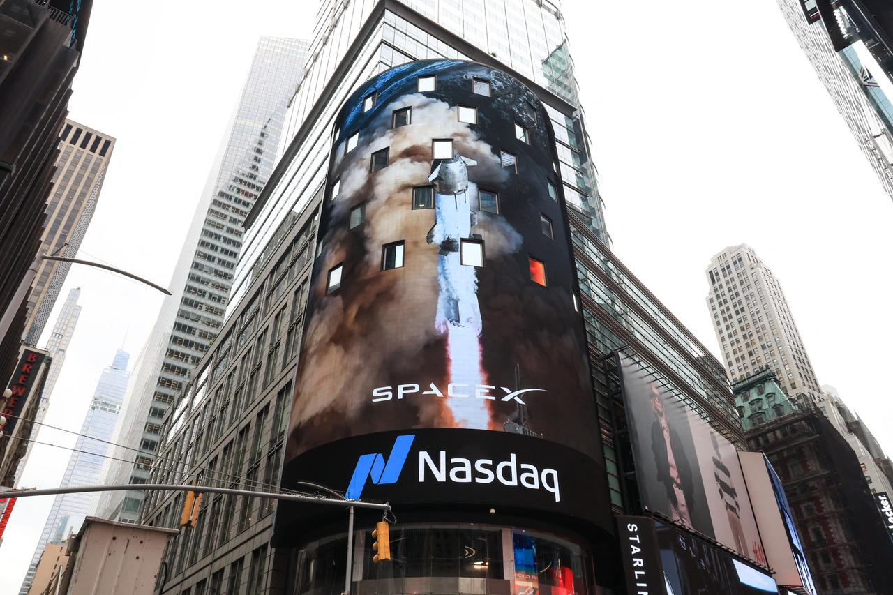 Record SpaceX IPO makes Elon Musk world's first trillionaire