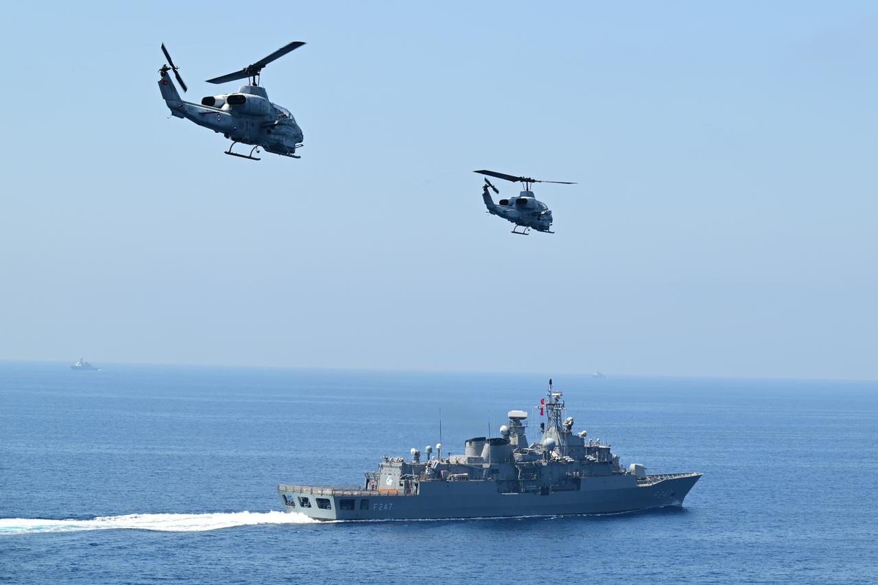 Greek defense minister hopes Türkiye drops 'Blue Homeland' bill Image